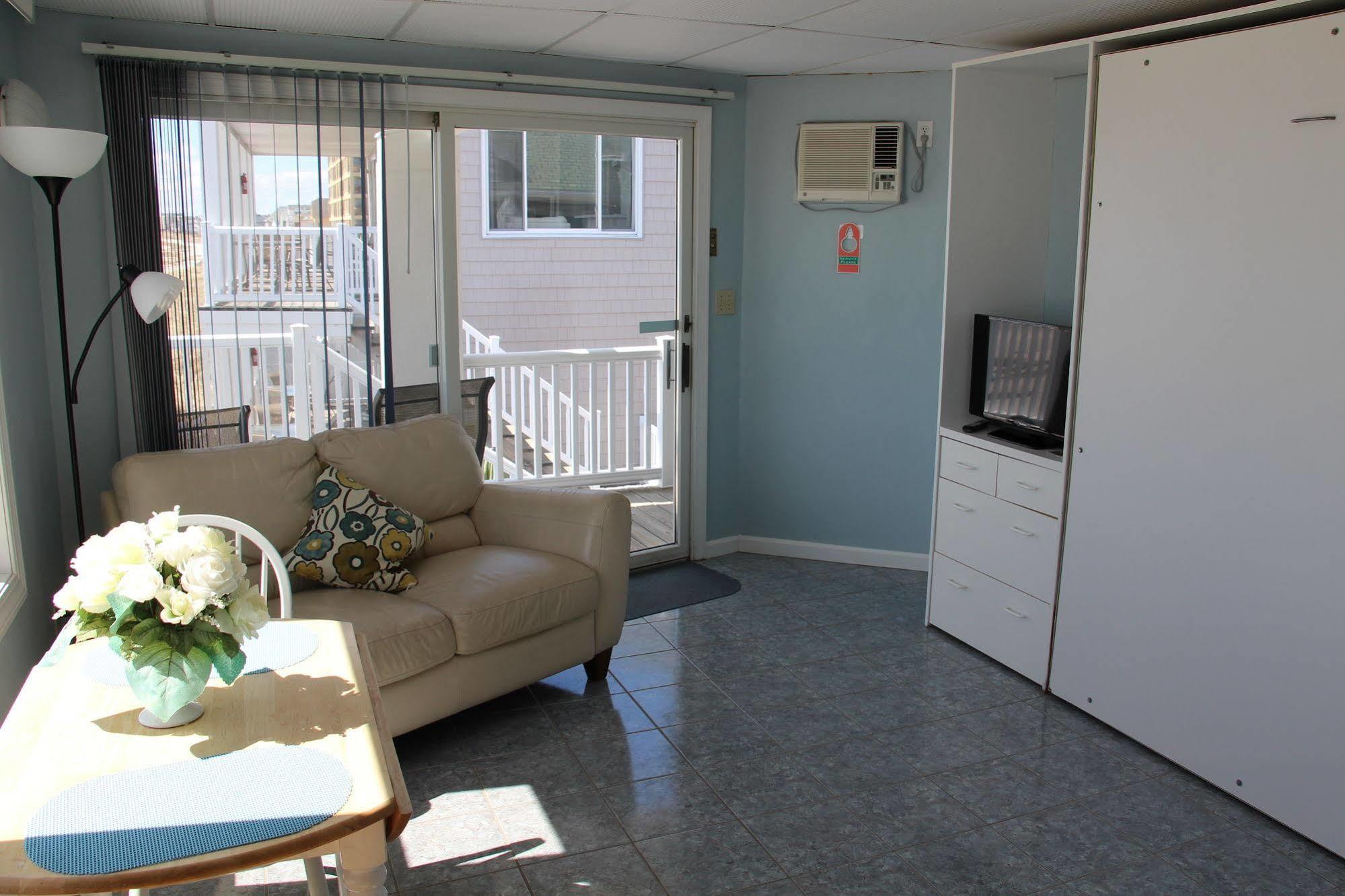 Ocean Walk Hotel Old Orchard Beach Bagian luar foto
